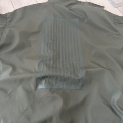 GUとなんかのコラボジャケット　買ってくれの画像