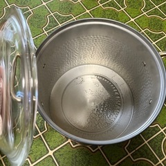 銅製のカレー鍋の画像