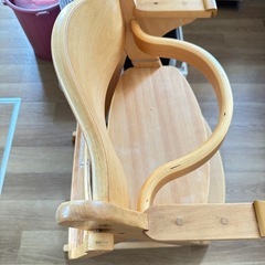 子供用ダイニングチェアの画像