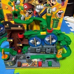 スーパーマリオ　ボール転がし　ジャンプ　大冒険ゲーム　クッパ城の画像