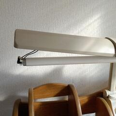 学習机と椅子の画像