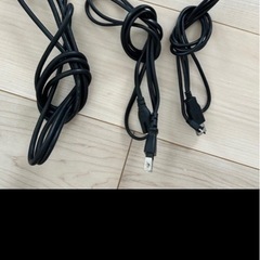 プレステ4！コントローラー2つ付き！の画像