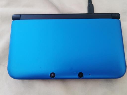 ニンテンドー3DS LL（ブルーブラック）