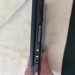 ニンテンドー3DS LL（ブルーブラック）の画像
