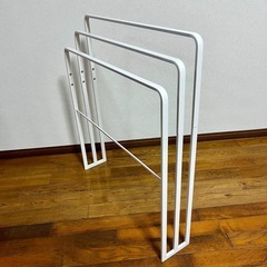 [引き取り希望]山崎実業　tower　バスタオルハンガーの画像