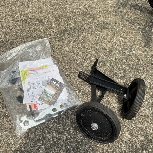 子ども　自転車　ジープ　jeep 青