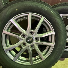 【リユース☆エコちょっぷ】 ホイル綺麗☆PIRELLI スタッドレスタイヤ　195/65 R15の画像