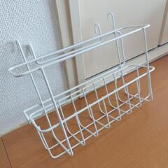 冷蔵庫ラックの小物収納&ペーパータオルホルダーのみの画像