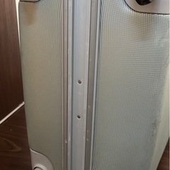 スーツケースの画像