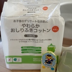 combiお湯でコットンお尻拭き&未開封コットン1袋、Pigeonオムツポットの画像