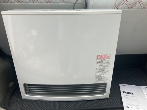 都市ガスファンヒーター　3mコード付き