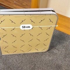 アウトドア　テーブルの画像