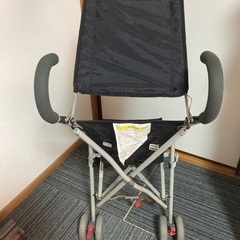 ④中古　カトージ　ベビーバギー　おまけ付きの画像
