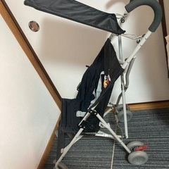 ④中古　カトージ　ベビーバギー　おまけ付きの画像
