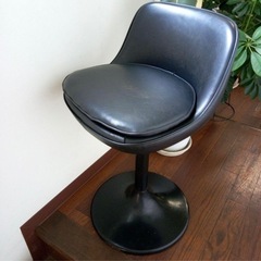 カウンターチェア(座面回転式 脚長固定)の画像