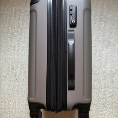 キャリーケースの画像