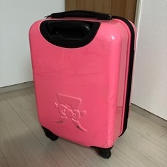 【お取引中】浜崎あゆみ×ハローキティ コラボ限定キャリーケースの画像