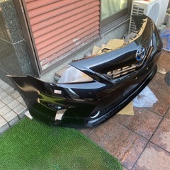 プリウスa フロントバンパーの画像