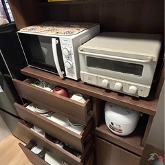 食器棚の画像