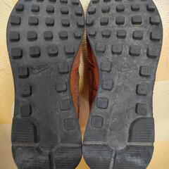 NIKE INTERNATIONALIST MID（ナイキ　インターナショナリスト ミッド）　ブラウン色　スニーカーの画像