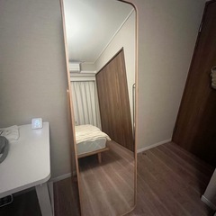IKEA IKORNNES イコルネス 鏡　の画像