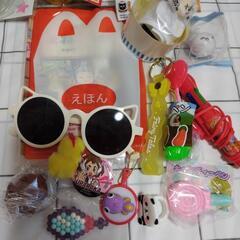 小物おもちゃいろいろの画像