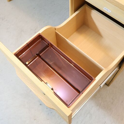 karimoku(カリモク家具)のCoordy(コーディ) オーク材 パーソナルデスクです。ワゴン一体型のオールインワンデスク。シンプ