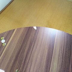 円形こたつの画像