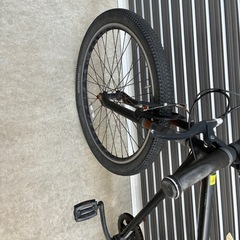 自転車　マウンテンバイクの画像