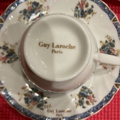 ティーカップ5点セット（Guy Laroche）の画像