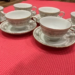 ティーカップ6点セット（Noritake製）の画像