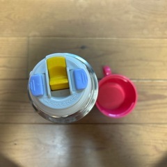 【無料】女の子用 水筒の画像