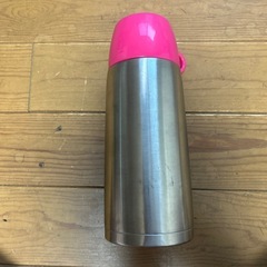 【無料】女の子用 水筒の画像