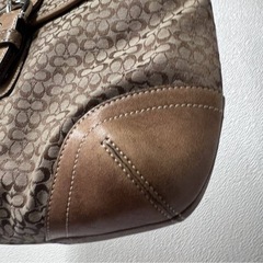 COACH コーチ ショルダーバッグ ミニシグネチャー ソーホー 茶の画像