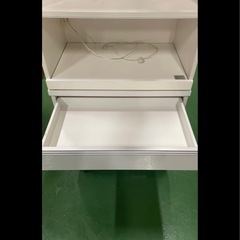 食器棚、レンジ台、キッチンボードの画像