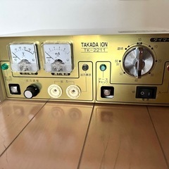 タカダイオン電子治療器(新品未使用リフトアップローラー付き)の画像