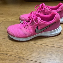 NIKEジョギングシューズ24センチの画像