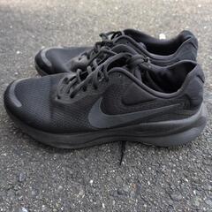 NIKE レボリューション 7 ワイドの画像