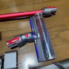 【ジャンク】ダイソン  V8　掃除機 コードレス　部品取りの画像