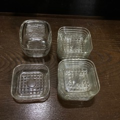 昭和のガラス皿、コップほかの画像