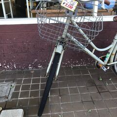 リサイクルショップどりーむ鹿大前店　No.407　22152W　淡い水色　27インチ　シティサイクル　内装三段切替付き　ライト、鍵なしの画像