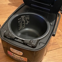【譲り先決定】IRIS OHYAMA 3合炊き 炊飯器の画像