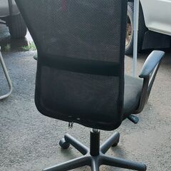 OAチェア メッシュタイプ オフィスチェア 肘掛け付きの画像