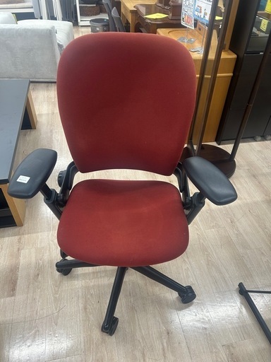 ジモティー割引?️【ジャングルジャングル 岸和田和泉インター店】  steelcase チェア レッド 和泉市 堺市 岸和田市 泉大津