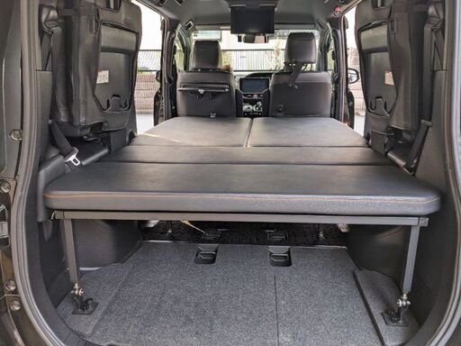 【値下げしました】ノアボク80系ハイブリッド車ベットキット