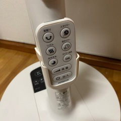 日立 HITACHI リビング扇風機 うちわ風 リモコン付 HEF-100Rの画像