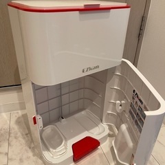 ゴミ箱の画像