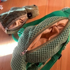 恐竜リュックとポーチドラえもん恐竜映画のおまけ付きの画像