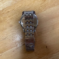 値下げ！guess  電池式　腕時計の画像