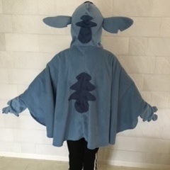 スティッチマント、ハロウィンにも！TDRにて3500円ほどで購入の画像
